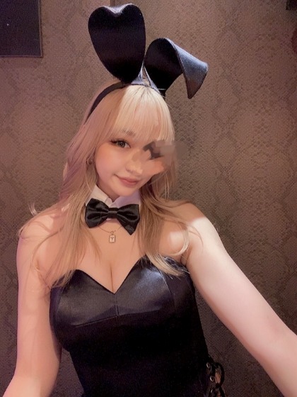 CAFE BAR.EBISU 西口店（エビス） ニーナ 1