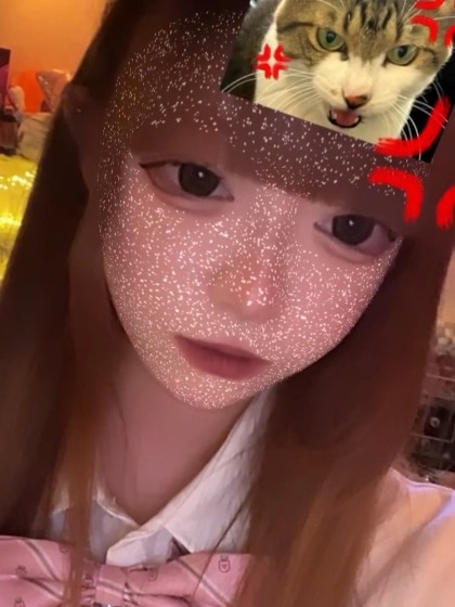 コンセプトカフェ&バー　マカロン(ゆのん)さん