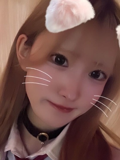 コンセプトカフェ&バー　マカロン(えま)さん