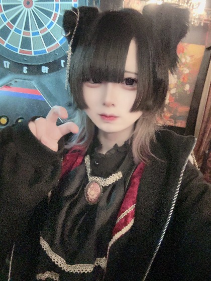 吸血鬼メイド喫茶メメント•モリと死の舞踏 セラ 1