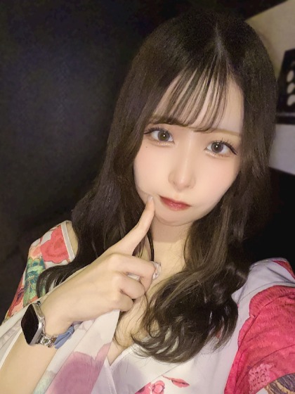 Neo花魁飲処 小町(もも)さん