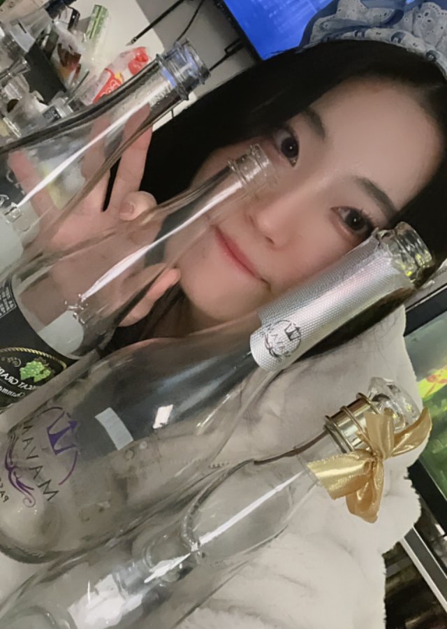 Bluemoon（ブルームーン） ツキ 1