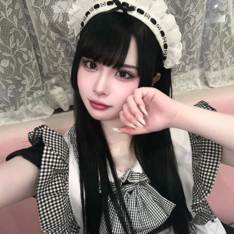 メイドカフェ&バー DearCafe(あき)さん