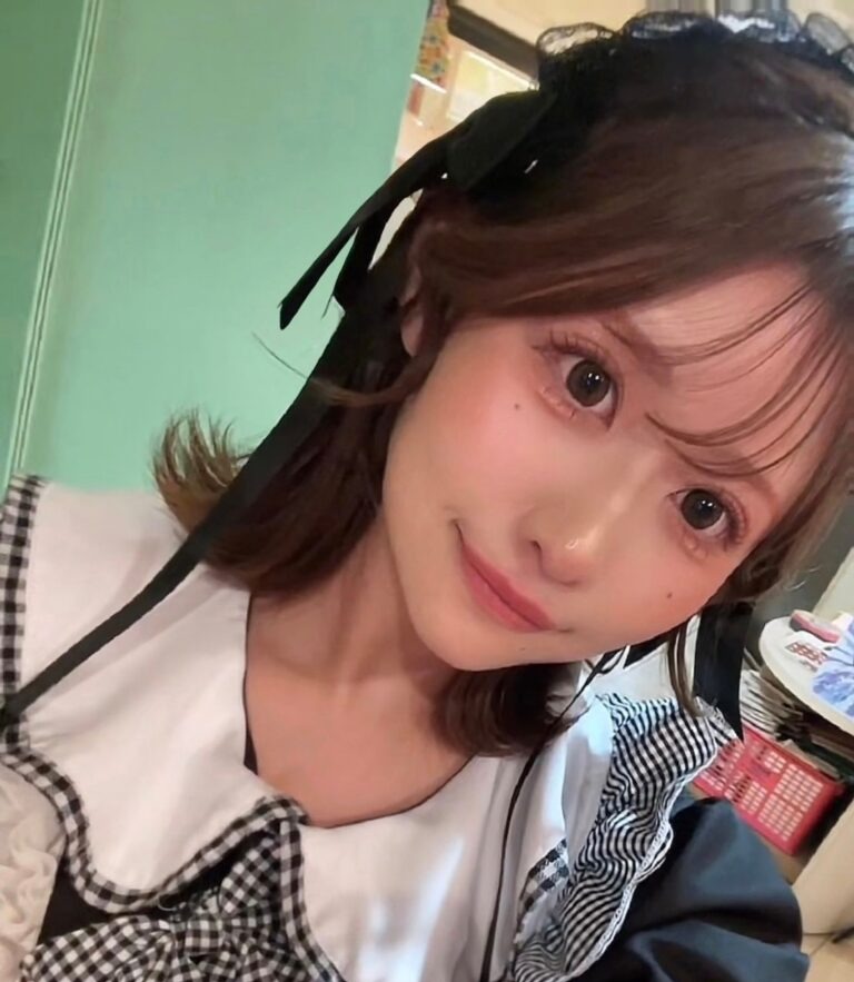 メイドカフェ&バー DearCafe(にこ)さん