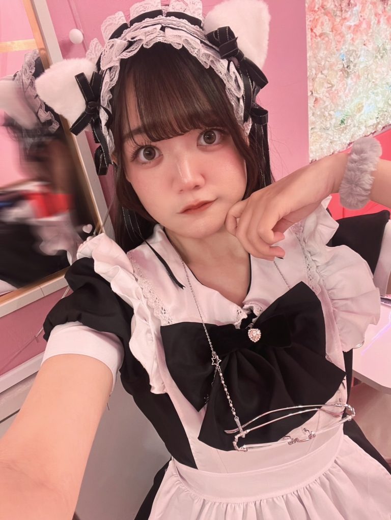 メイドカフェ&バー Y’unamano32（ユナマノミニ）(つきの)さん