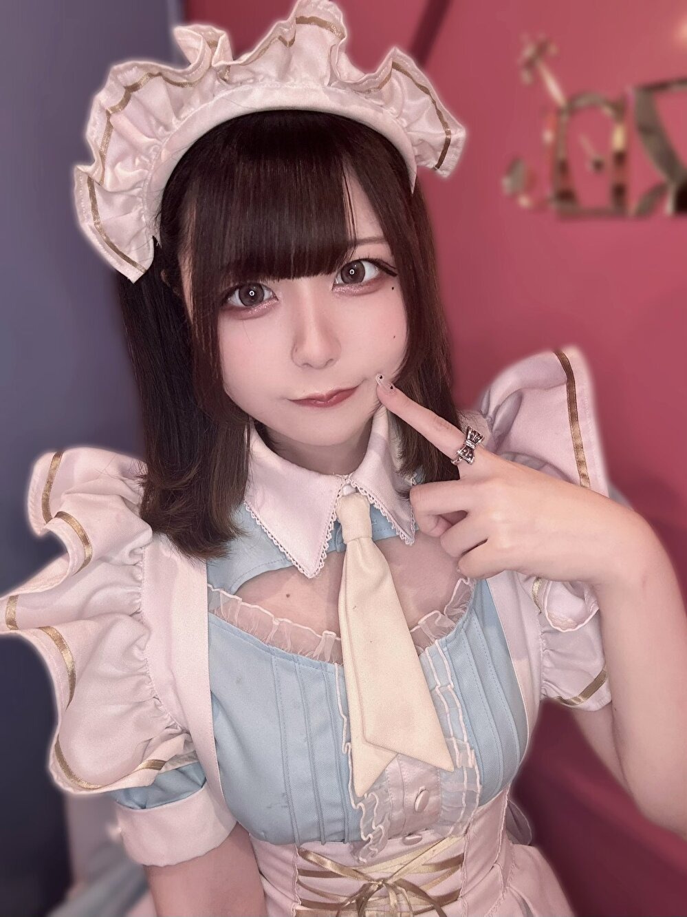 めろめろダメディネロ(にな)さん