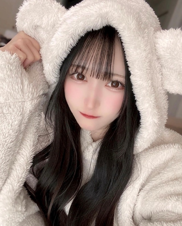 charmyMoon(みれい)さん