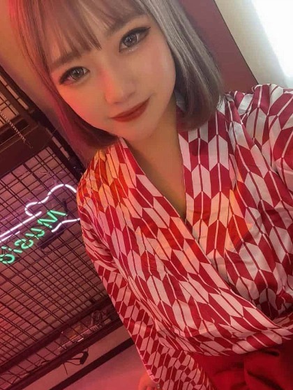 Girl’s bar Re:（リー） めい 1