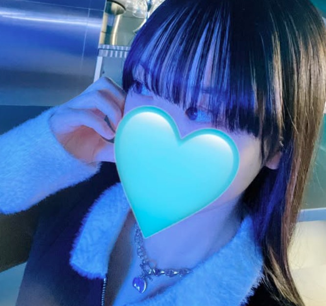 LEVEL XYZ 博多駅前店（レベル エックスワイジー）(うれは)さん