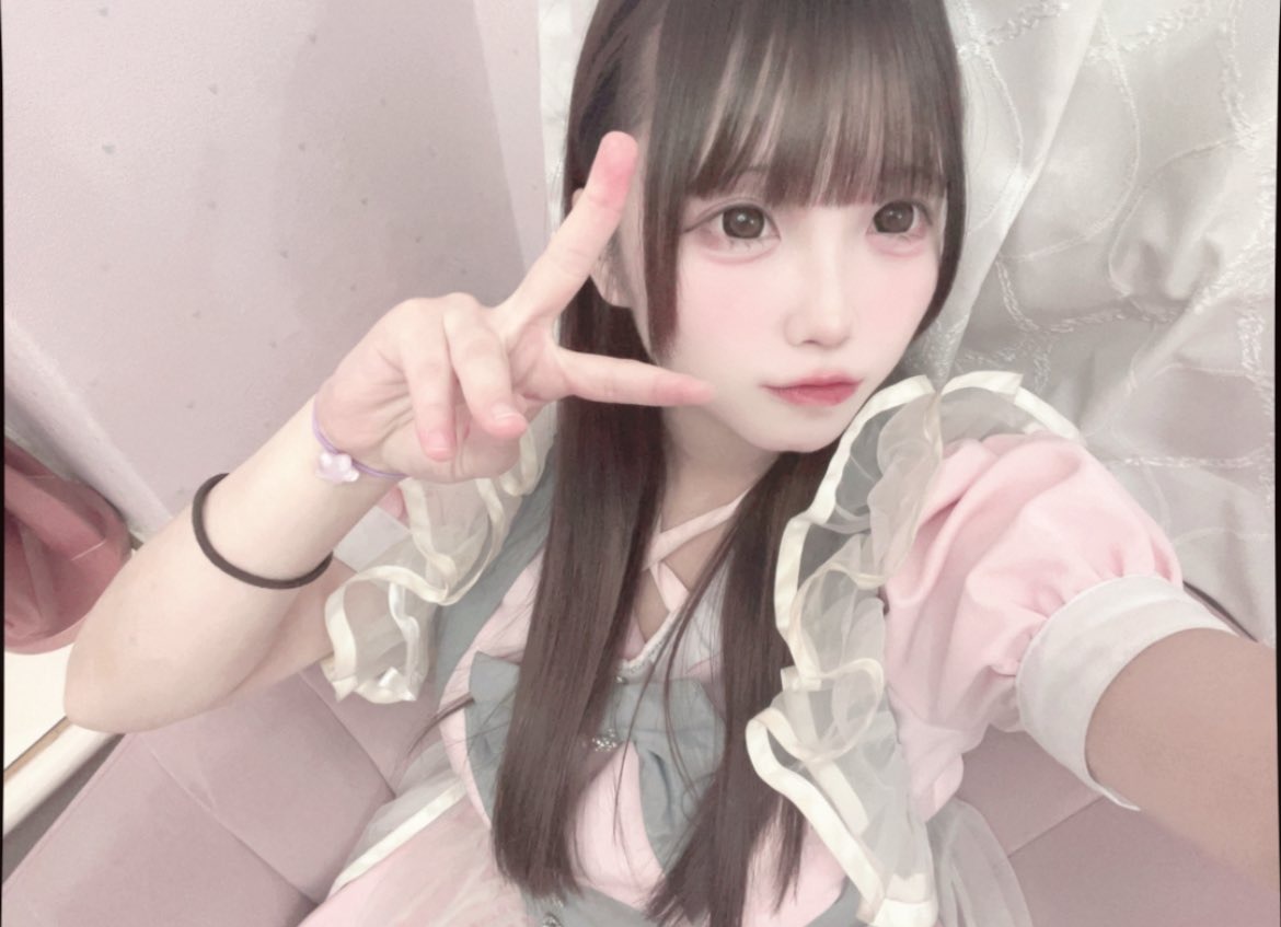 恋心ぷりんせす(えな)さん