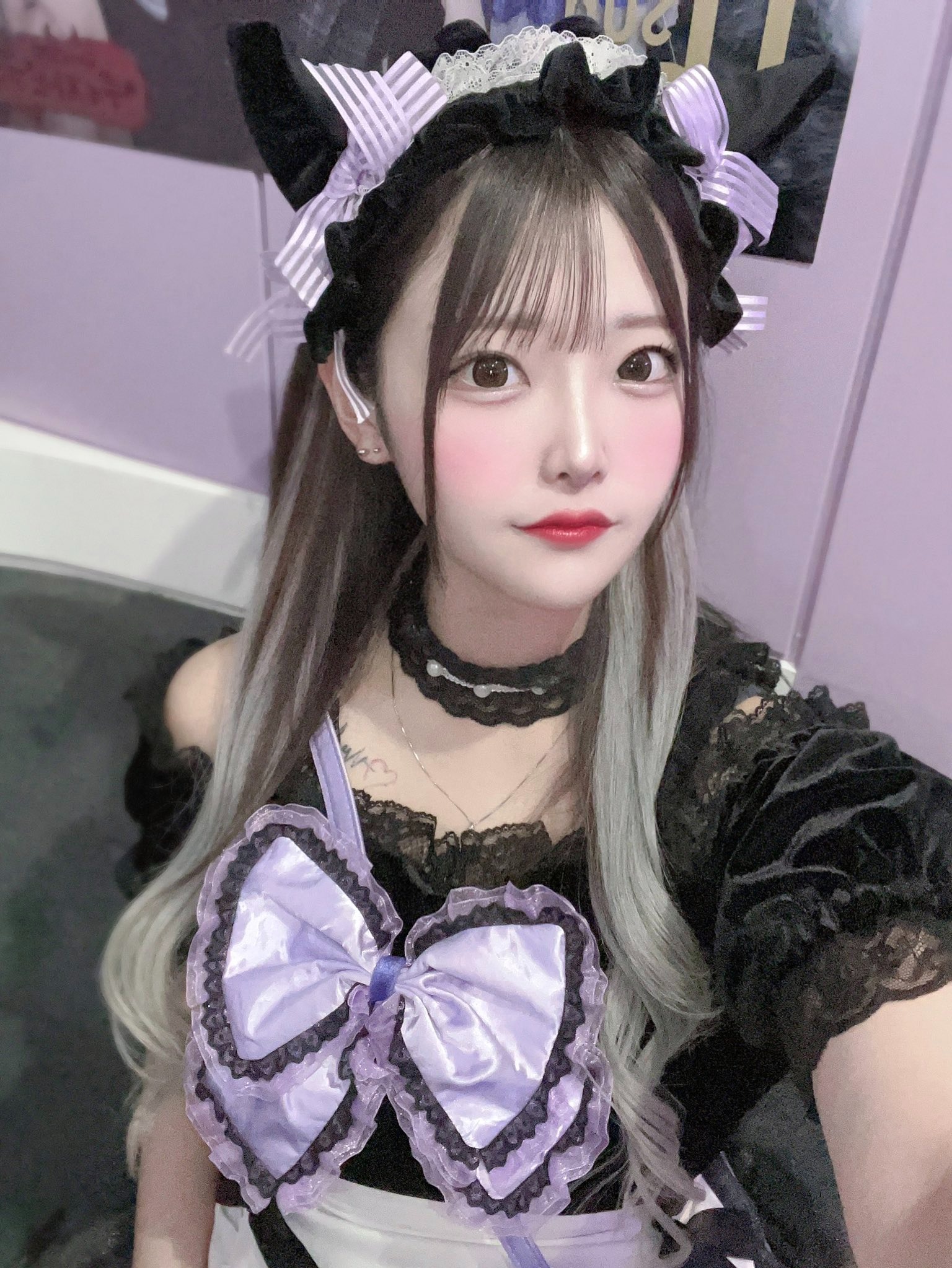 Emily with Paper moon(しゅかぴ)さん