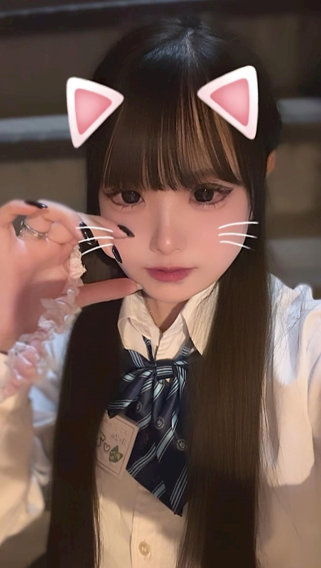 エンジェル女学園 3年2組（サンネンニクミ）(ひな)さん