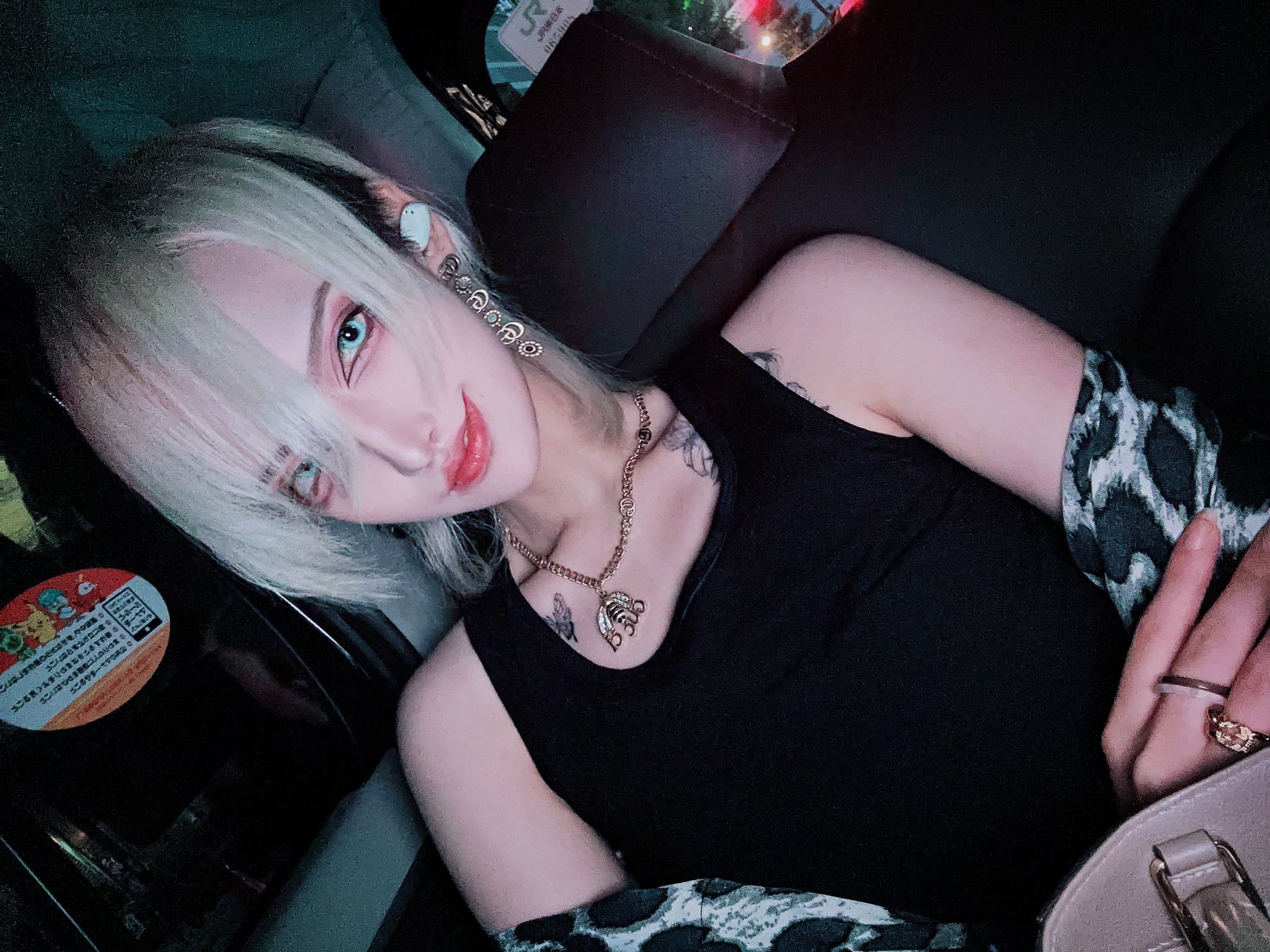 TRINITY 皇 麗音 1