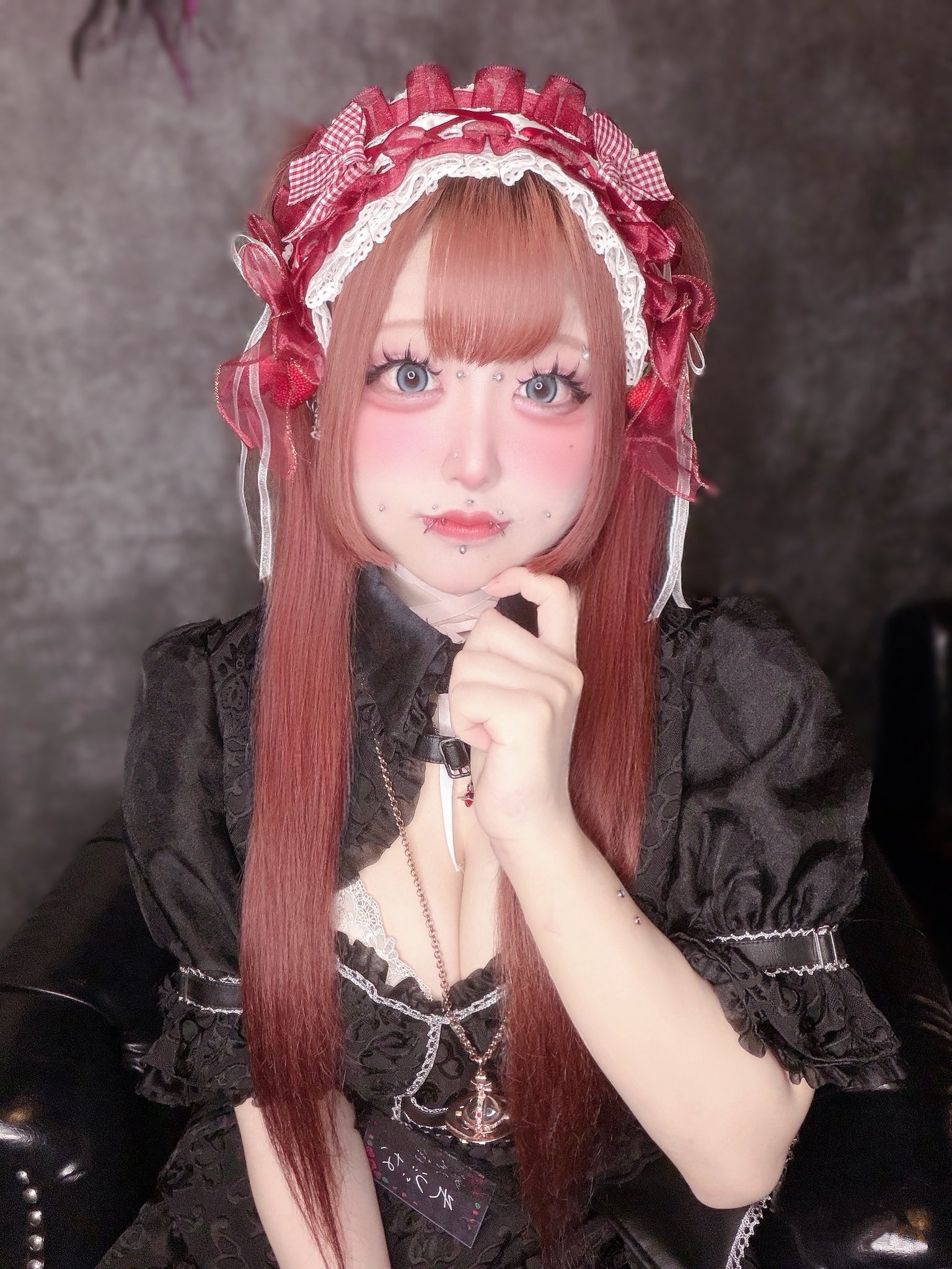 Bloody GOTHIC ～漆黒の闇で生贄になんかならない～(れゔぃな)さん