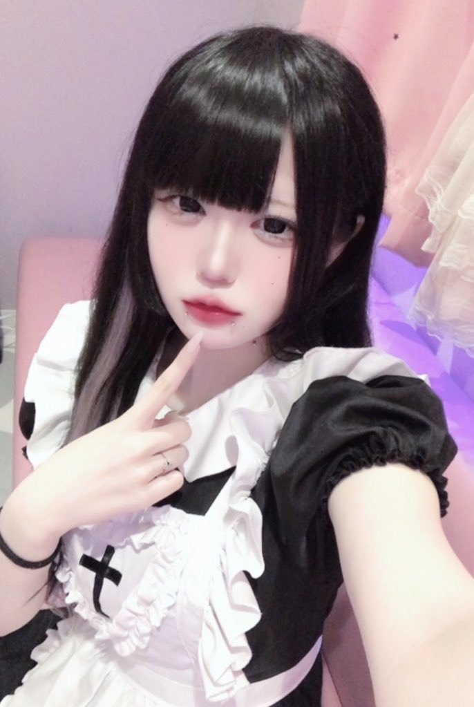 小悪魔メイドBARらぶでびる おし 1