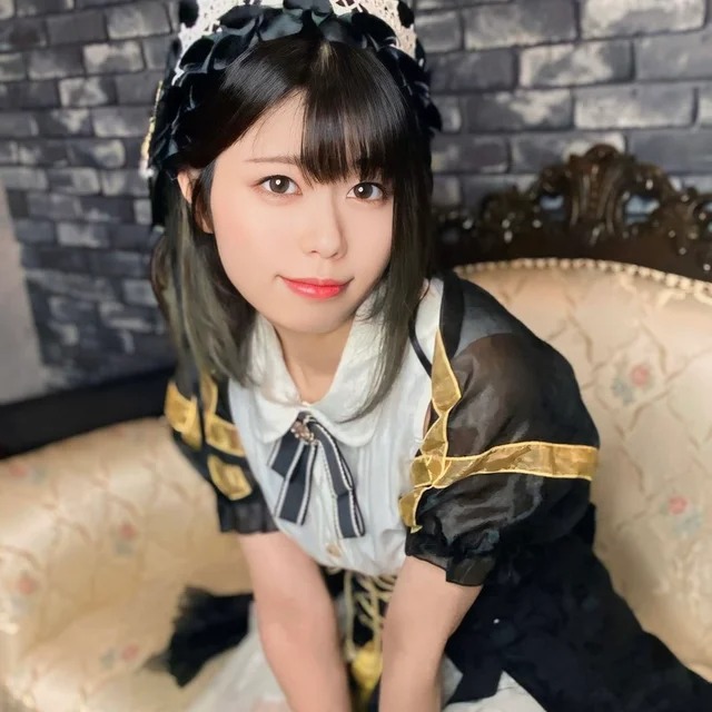 BRETT BURG(るる)さん