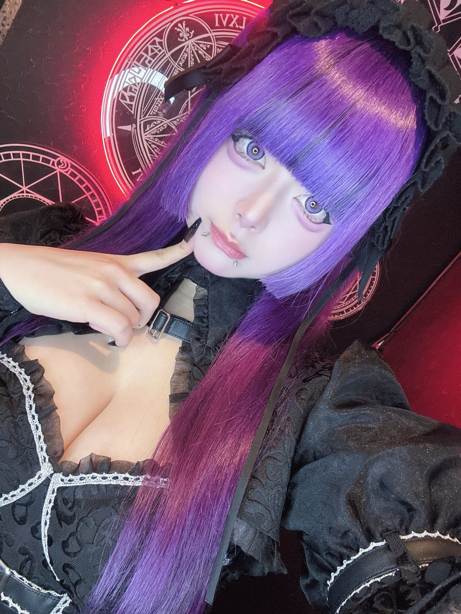 Bloody GOTHIC ～漆黒の闇で生贄になんかならない～(ちの)さん