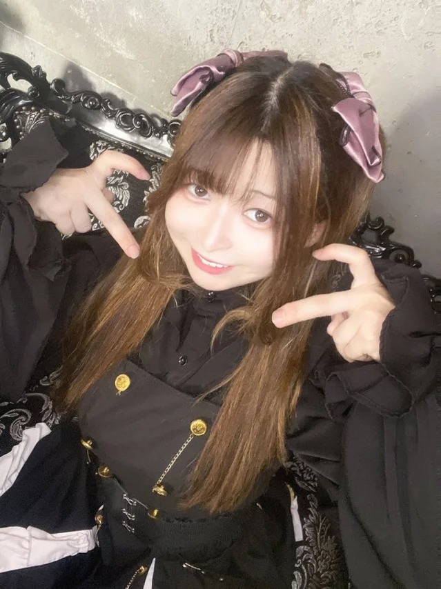 GothicBAR デビル＆エンジェル(モナ・リナ)さん