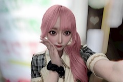 モエクロ～Moet Moet Clover～(かおる)さん