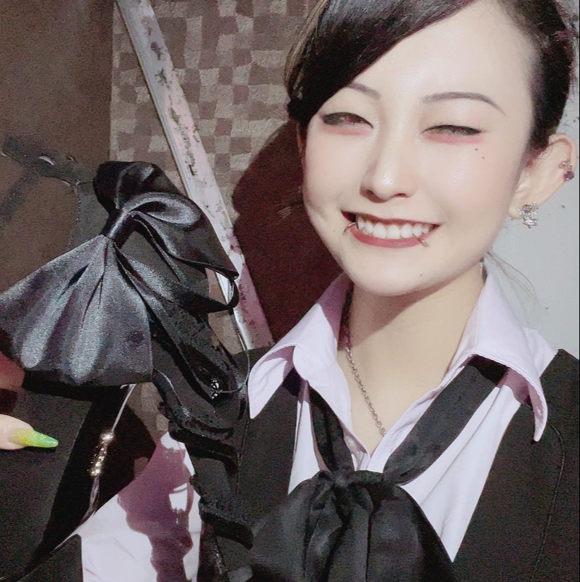 Chick （チック）(緋夜ももか)さん