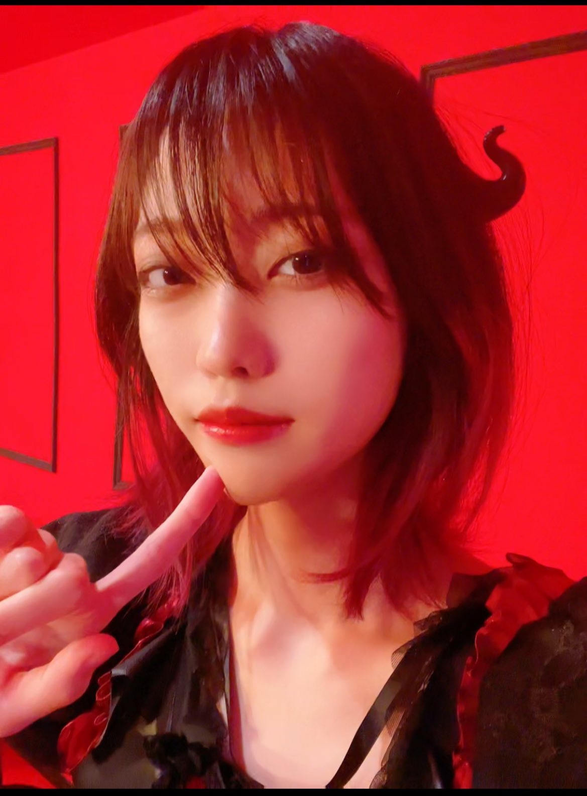 悪魔カフェでびるーぷ 𝙋𝙊𝙄𝙎𝙊𝙉 1