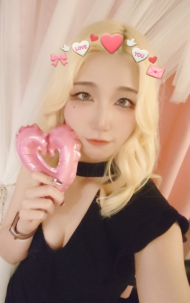 GROSS (グロス)(ふゆの)さん