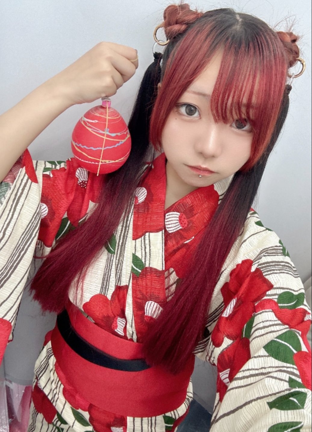 使い魔メイドカフェ イービルリリス リン 1