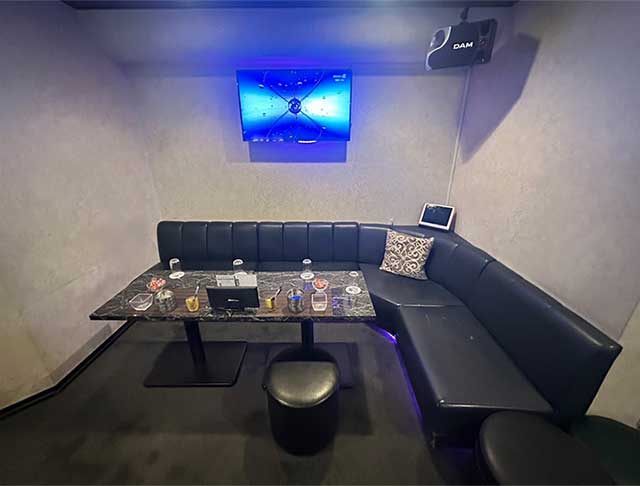 OVER（オーバー） (四日市コンカフェ) - ギャラリー1