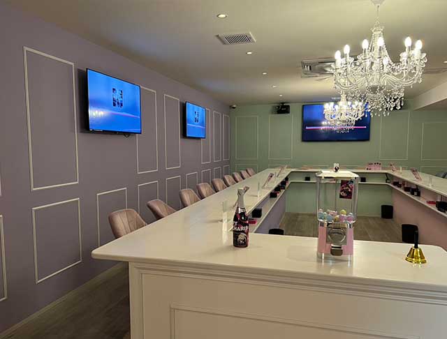 CAFE＆BAR CHARIS（カリス） (中央コンカフェ) - ギャラリー2