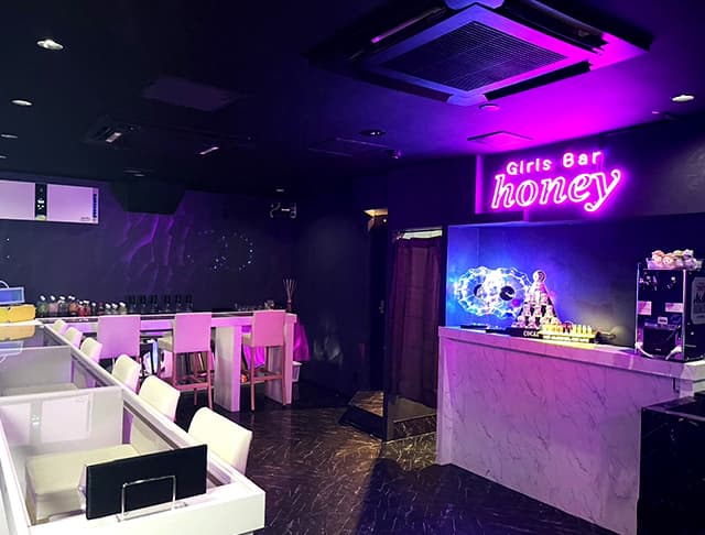 【昼・夜】Girls bar honey（ハニー） (大和コンカフェ) - ギャラリー1