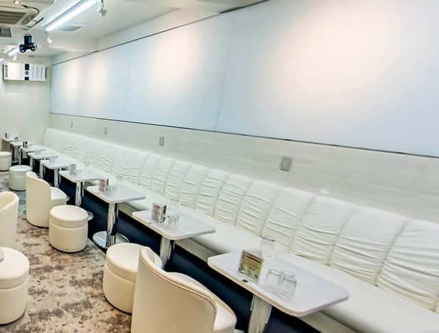 制服カフェ はちみつくろーばー池袋西口 (恵比寿コンカフェ) - ギャラリー2