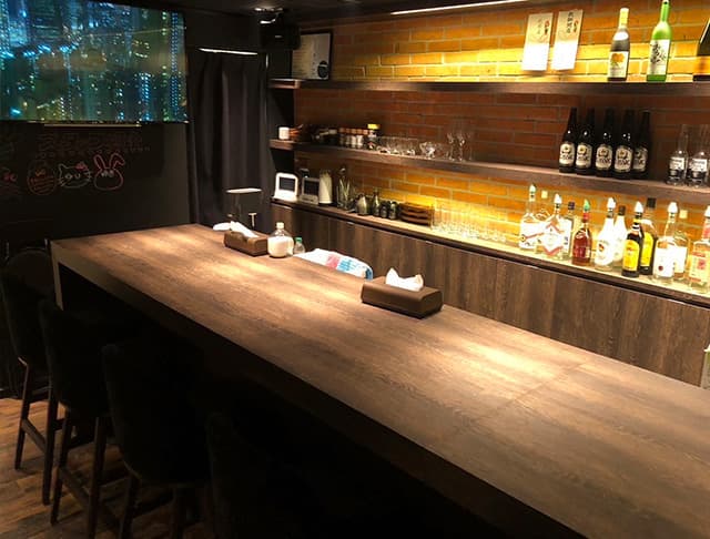【朝・昼・夜】cafe & bar P-LINE（ピーライン） (すすきのコンカフェ) - ギャラリー3