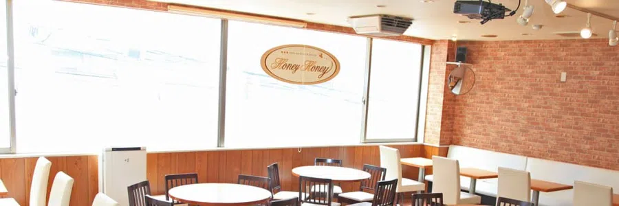 メイドカフェ HoneyHoney横浜店